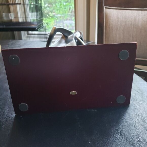 Mother & Daughter Statue - Picture 9 of 12